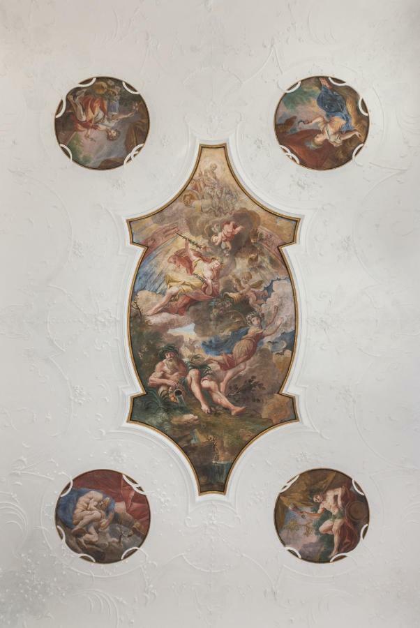 Codelli Deluxe Fresco City Centre App With Balcony ليوبليانا المظهر الخارجي الصورة